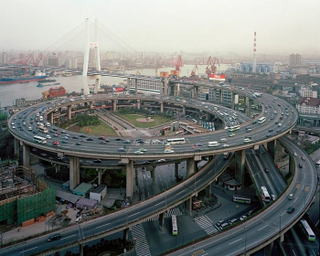 Illustration for article titled The World's 18 Worst Intersections And Interchanges